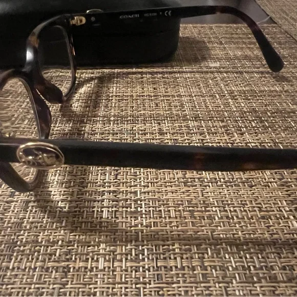 Prescription eye glasses - Picture 5 of 6